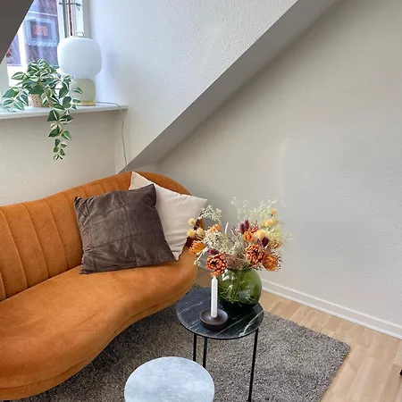 Central Lejlighed I C *